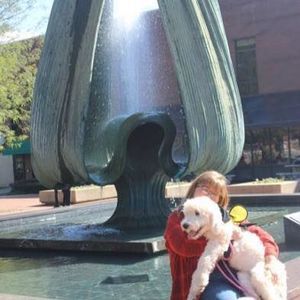 Meet your Posher, Emilie